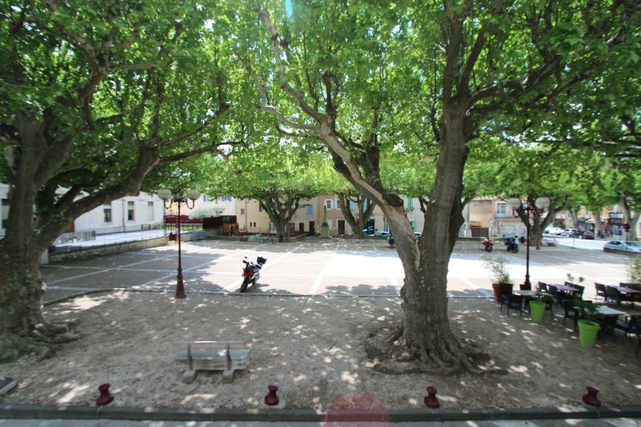 "La Place Du Village" Бедуэн Экстерьер фото